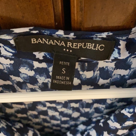 Banana Republic Blouse - Picture 3 of 3